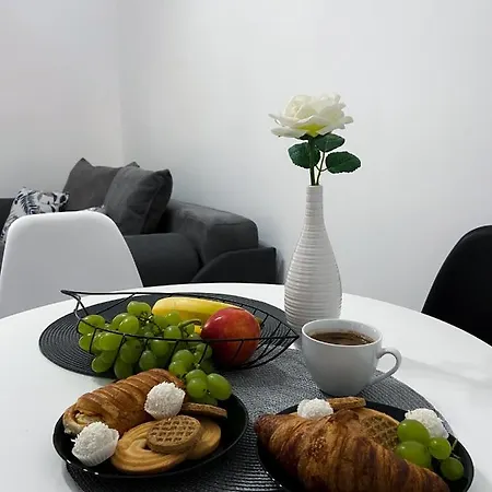 5 Apartment