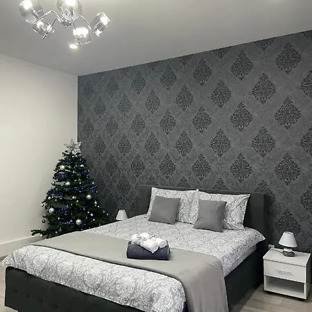 Apartment 5